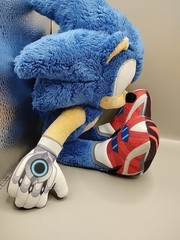 Sonic Prime Plush Toy 14” Sega Official Soft Polyester Hedgehog. Looks great!
