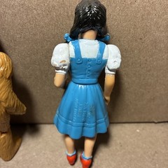 Wizard Of Oz Dorothy And Lion Figures