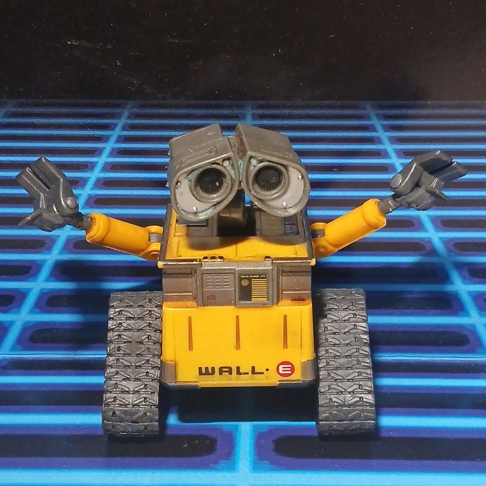 Disney Pixar Wall-E Posable Action Figure Thinkway Toy Collectible 2.5″ Mini