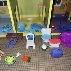 Peppa Pig Wooden Deluxe Playhouse Dollhouse 8 Rooms + 30 Accessories & Figures
