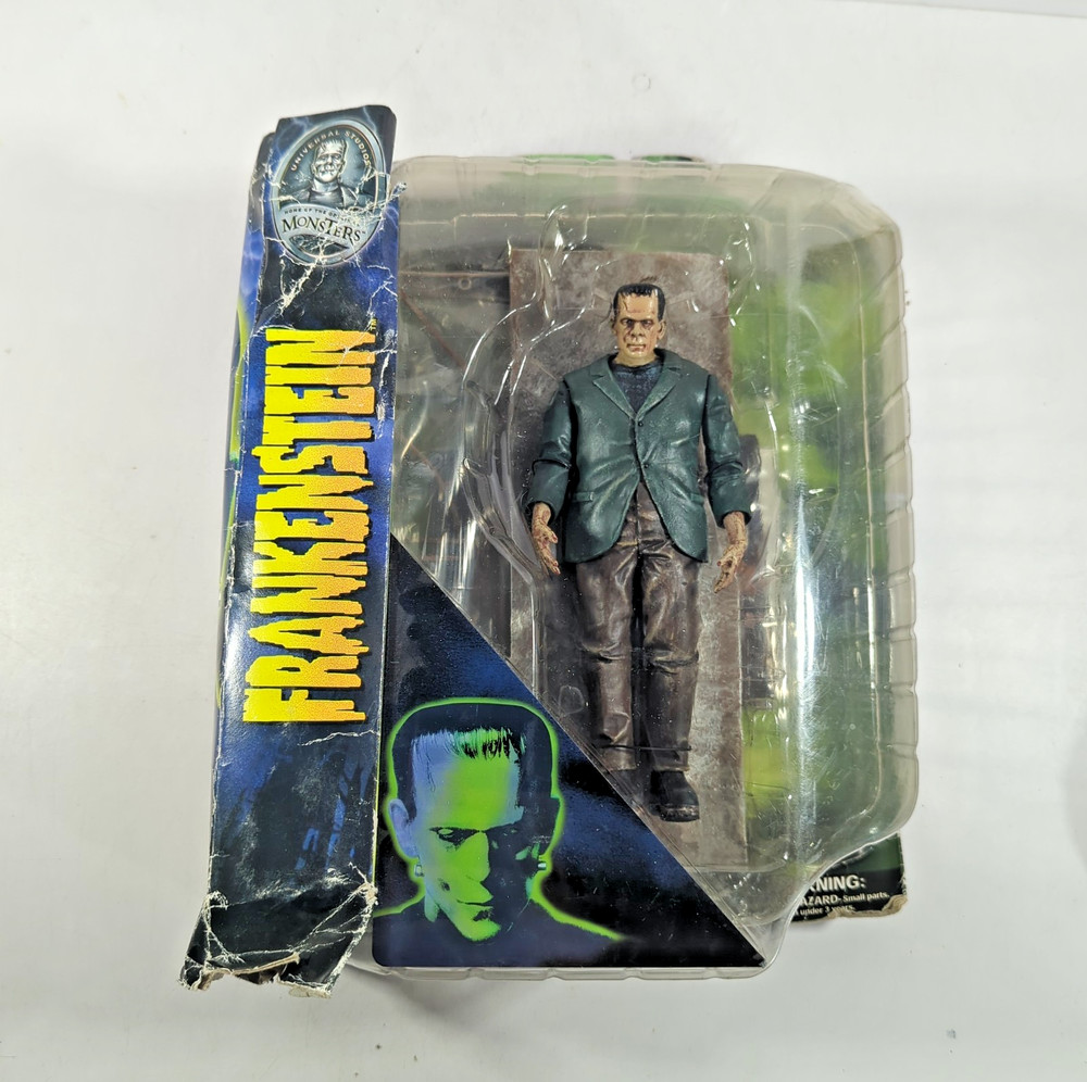 Diamond Select Universal Monsters Frankenstein 7″ Action Figure Boris Karloff