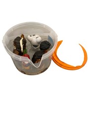 Disney Moana 2 Bath Toy Bucket with 5 Figures For Ages 6M+