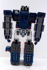 Transformers Titans Return SDCC Fortress Maximus 100% Complete