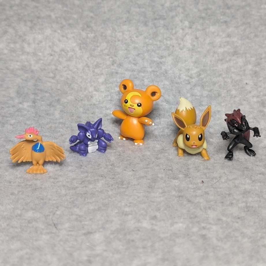 Pokemon Mini Figures Lot of 5 Eevee Teddiursa Nidoking Fearow Zoroark