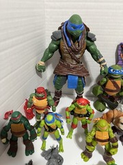 Huge Teenage Mutant Ninja Turtles Lot – 31 Figures & Mixed Accessories