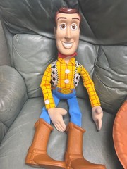 Vintage Toy Story Lifesize Woody Giant 2.5 Ft. Plush RARE PIXAR Mattel Disney