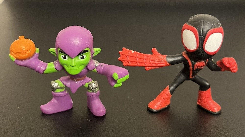 Hasbro Marvel Mini Figures Spidey and Goblin Toy or Cake Topper Approx 1.5 In