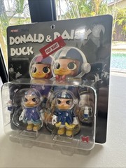 Authentic Pop Mart Mega Space Molly 100% Donald Duck & Daisy Set. Sealed. US