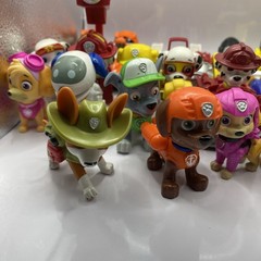 Huge Lot 35+ Paw Patrol Toy Figures Vehicles Accessories Metal Plastic Rubber