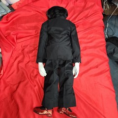 Saw – Billy the Puppet Deluxe Prop (w/ sound & motion)- Trick or Treat Studios