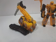 Hasbro Transformers Robots in Disguise Landfill – Yellow, Walmart Exclusive
