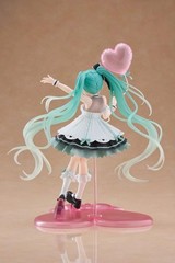 Thunder Tech Hatsune Miku Birthday 2025 AMP+ Party Ver. Figure