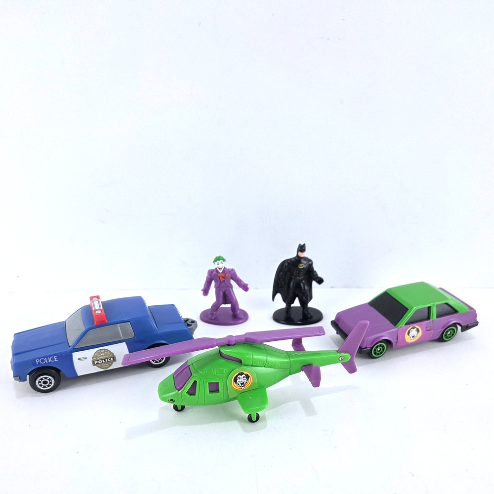 Vintage 1990 Tonka Super Batman Playset Joker Police Car Helicopter Figures