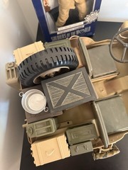 Soldiers of the World Jeep Vickers Machine Gun & Commando Figure (SAS)