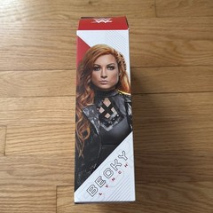 BECKY LYNCH new & sealed VERY RARE WWE wrestling figure MATTEL ULTIMATE EDITION