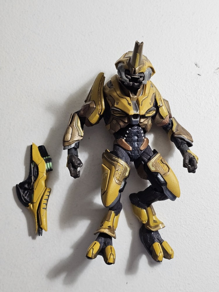 MCFARLANE HALO REACH SERIES 4 ELITE GENERAL GOLD/YELLOW