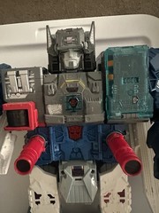 Transformers Fortress Maximus Titans Return Titan Class GREAT + DNA KIT – READ