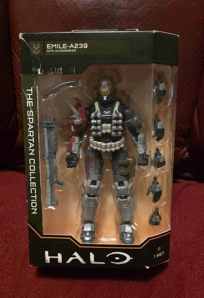 Halo Spartan Collection Emile-A239 Action Figure w/ Shotgun, Knife, Hands