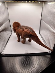 Jurassic World Park Roarivores Triceratops Figure Brown Dinosaur WORKS