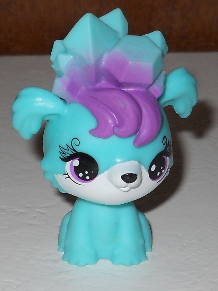 Blume Petal Pets PUPPY DOG Miniature Pet Figure