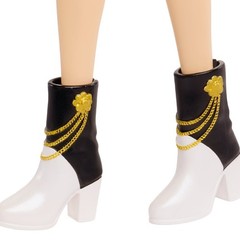 KPop Demon Hunters Singing Mira Fashion Doll Mattel Creations NRFB