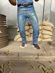 Chuck Norris Invasion USA 7-Inch Matt Hunter Figure With Diorama