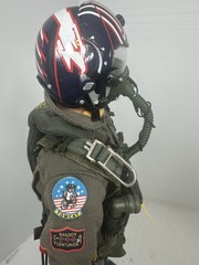 1/6 US NAVY F-14 “TOP GUN” MAVERICK TOM CRUISE TOMCAT FIGHTER PILOT + USN STAND