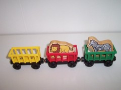 Thomas Wooden Train Circus Cars Wagon Car Lot Red Yellow Green 1997 1998
