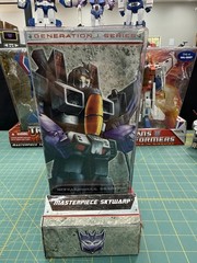 Masterpiece Seekers Walmart TRU Exclusives Starscream Skywarp Thundercracker