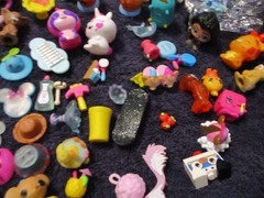 Shopkins- Disney Happy Places Mixed – Moose Figures, Accessories – Large Lot