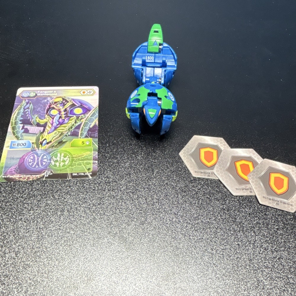 Bakugan: Fangzor x Mantonoid Blue/Green Action Figure w/ Card & Tokens