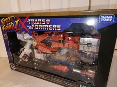 Transformers X Street Fighters 2-Packs Optimus Prime Ryu Megatron Bison Hot Rod