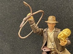 Hasbro Indiana Jones Figure INDY Raiders of Lost Ark 3.75″ W/Idol (No Packaging)