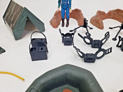 Galoob A-Team Combat Headquarters John Hanibal Action Figure w/ Raft & Weapons