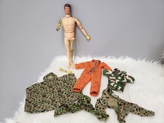 READ 1964 GI JOE MIKE POWERS ATOMIC MAN Action Figure Jumpsuit Camouflage Poncho