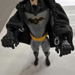 Batman Action Figure Gray Black Yellow Plastic Fabric w/ Cloth Cape
