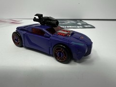 Hasbro Takara Tomy Transformers Legacy Evolution Shadow Striker – Deluxe Class