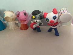 Roblox Piggy Action Figures With , Clowny, Zombie Piggy, Rash7, 3 Frost Figures