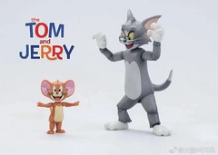 The Tom and Jerry Cat Mouse Collectible Action Figure
