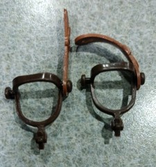 1960’s-70’s Marx Johnny West Pair of Brown Spurs w/Straps Nice Cond