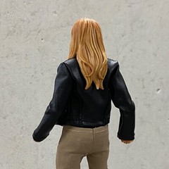 PB-ZPJK-FEM: 1/12 faux leather zipper jacket for 6″ female action figure