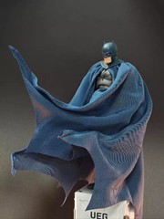In Stock CT Toys MAFEX No.105 Hush Batman Blue Ver. Action Figure New iN Boxed