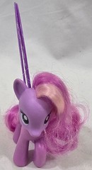 My Little Pony GLIMMER WINGS DAISY DREAMS Figure brushable 3″ G4 pony wedding