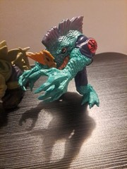 Street Sharks 2 Extreme Dinosaurs 1996 + 1 Street Shark Stegz Slash Bullzeye