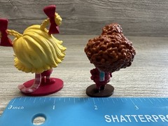 2 Toy PVC Figures – Dr. Seuss How the Grinch Stole Christmas Cindy Lou Who