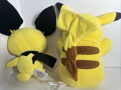 2 Pokémon Plush Pikachu 8″ Plus Pokeball Stuffed Animal WCT Wicked Cool Toys