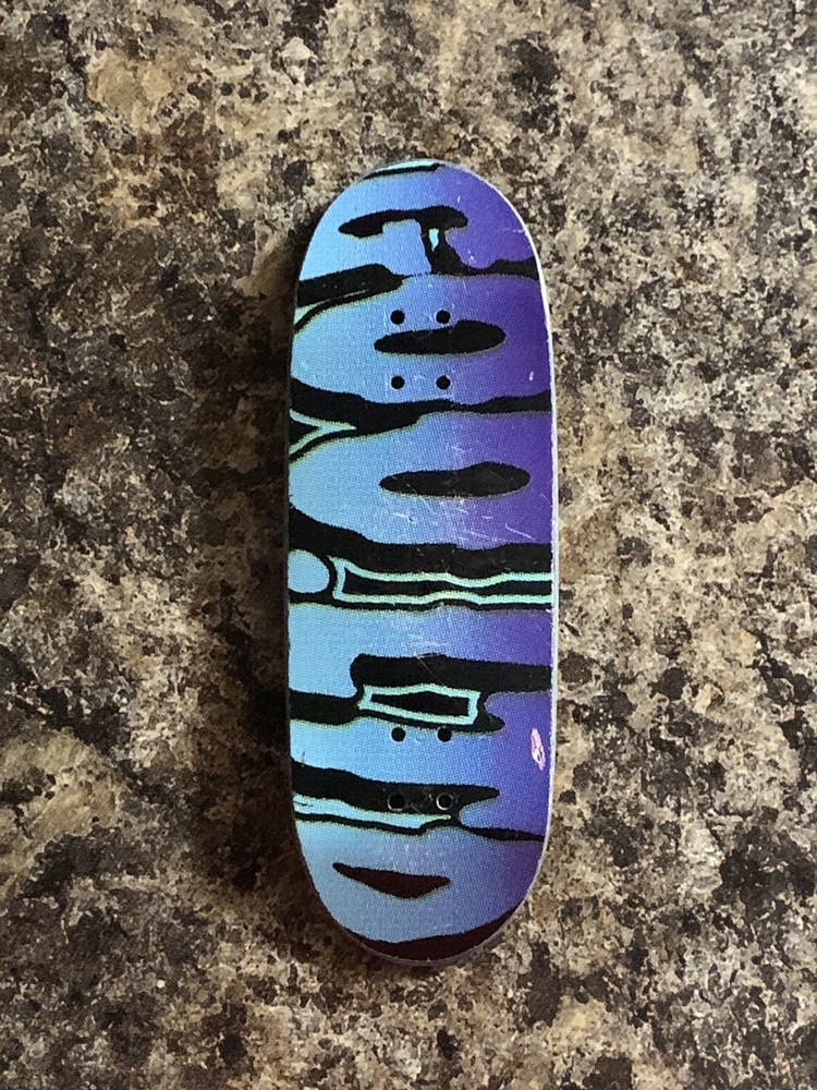 Goo Fingerboard 32mm Egg Mid Lightly Used