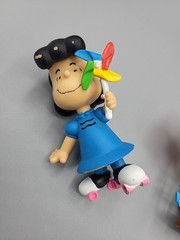 Lot Of 2 Peanuts Charlie Brown Lucy PVC Vinyl Figures JP Peanuts Used