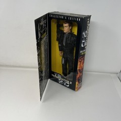 VTG 1997 Kenner T2 Terminator 2 T-800 Action Figure 3D New Box Damage