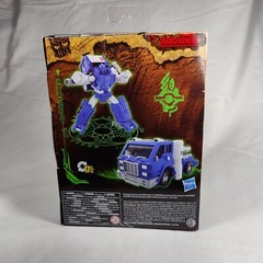 Transformers Generations War for Cybertron Kingdom Deluxe WFC-K32 Autobot Pipes